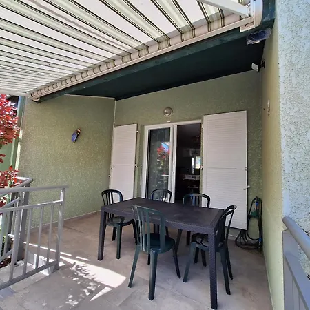 Pavillon A Valras-plage, Climatisation Et Parking, Proche - Fr-1-781-92 *