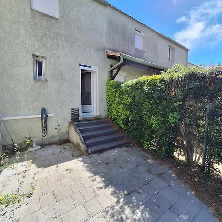Pavillon A Valras-plage, Climatisation Et Parking, Proche - Fr-1-781-92 *
